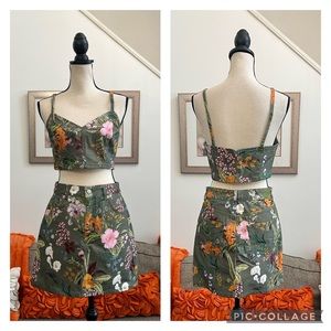 ❣️Topshop Floral Printed Denim Mini Skirt& Crop/Bra Top❣️